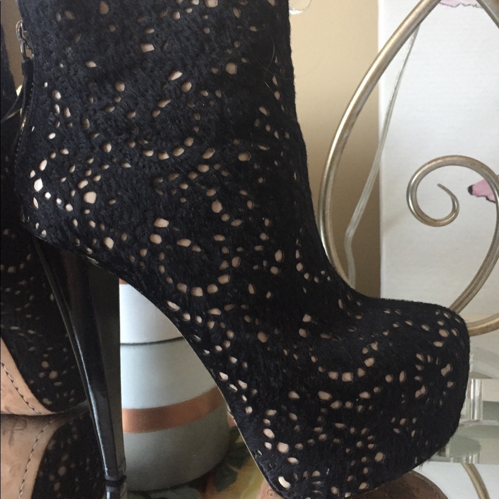 Alice + Olivia booties Sz. 37.5 - Picture 2 of 8